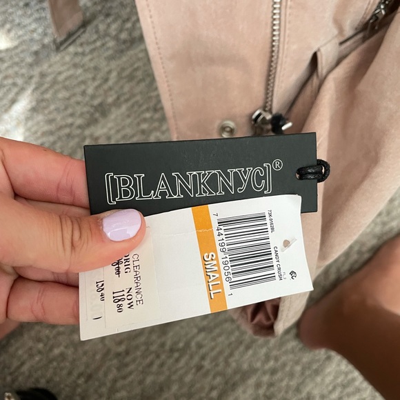 New jacket - Picture 2 of 5